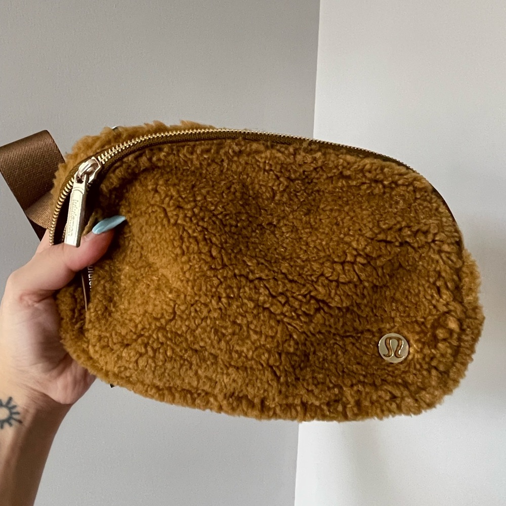 Lululemon Fleece Belt Bag